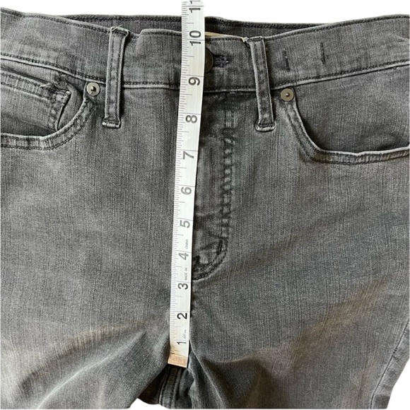 Madewell Women’s 9” Mid Rise Skinny Jeans In Black Size 27 Distressed, Bikercore - Picture 8 of 10